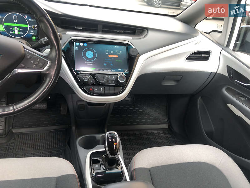 Хетчбек Chevrolet Bolt EV 2017 в Харкові