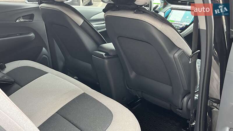 Хетчбек Chevrolet Bolt EV 2018 в Вишневому