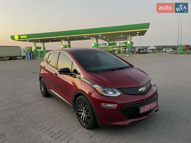 Хетчбек Chevrolet Bolt EV 2020 в Радивиліві