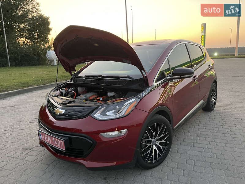 Хетчбек Chevrolet Bolt EV 2020 в Радивиліві