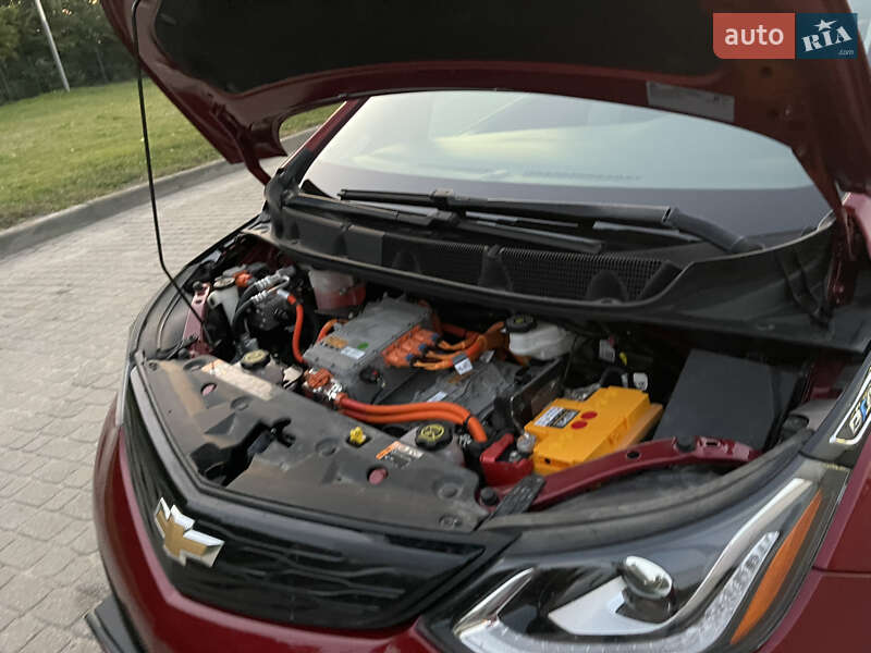 Хетчбек Chevrolet Bolt EV 2020 в Радивиліві