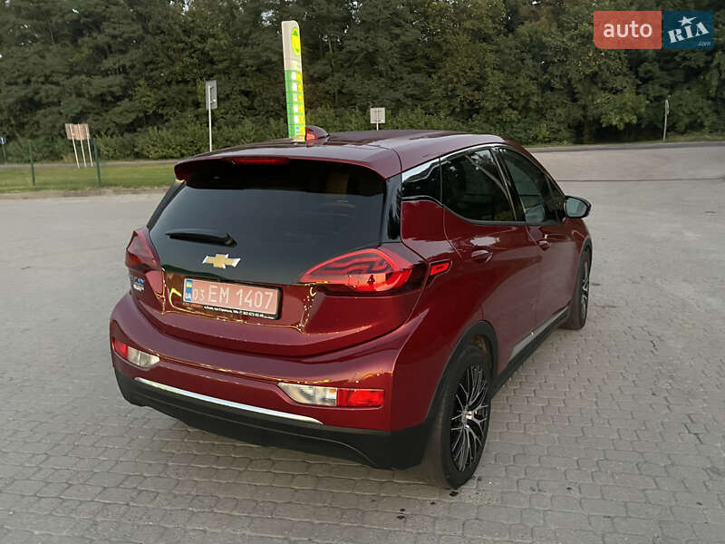 Хетчбек Chevrolet Bolt EV 2020 в Радивиліві