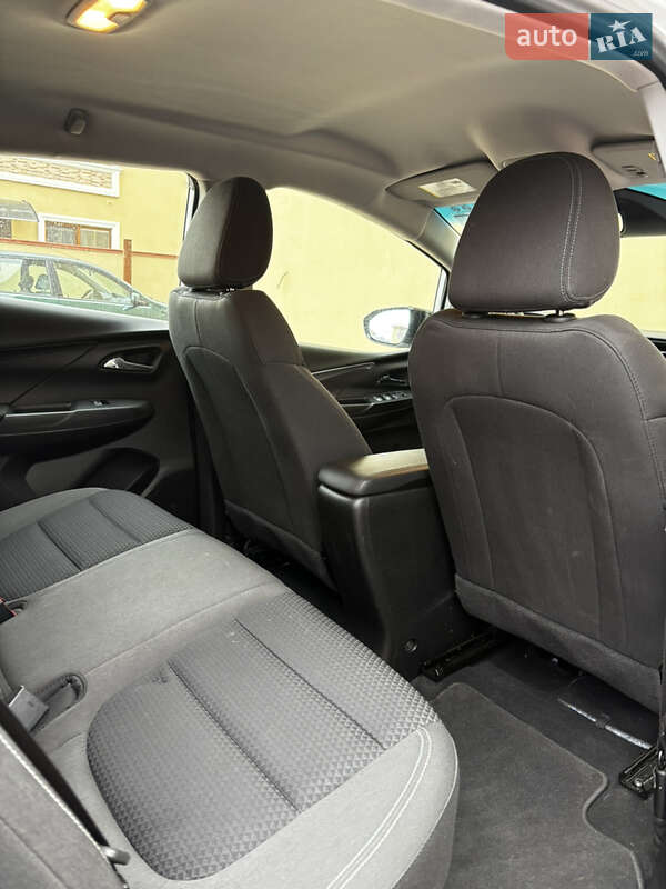 Хэтчбек Chevrolet Bolt EV 2023 в Киеве