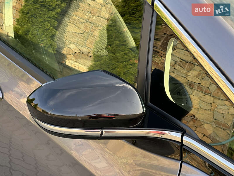 Хэтчбек Chevrolet Bolt EV 2023 в Стрые