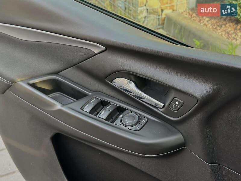 Хэтчбек Chevrolet Bolt EV 2023 в Стрые
