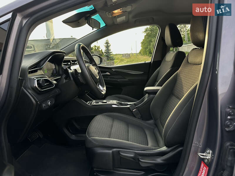 Хэтчбек Chevrolet Bolt EV 2023 в Стрые