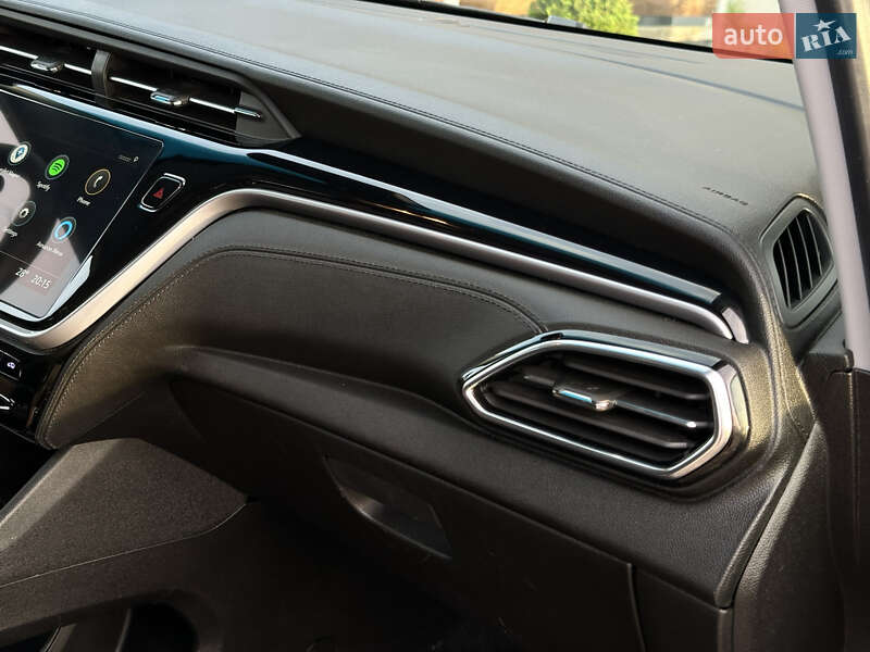 Хэтчбек Chevrolet Bolt EV 2023 в Стрые