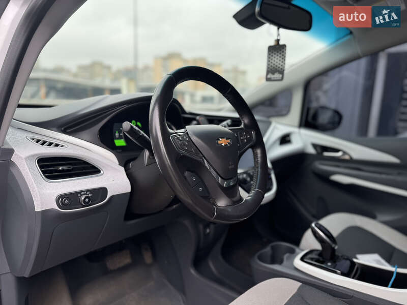 Хетчбек Chevrolet Bolt EV 2019 в Києві фото 28 Хетчбек Chevrolet Bolt EV 2019 в Києві
