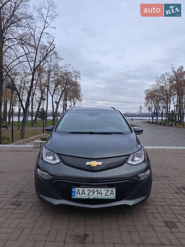 Хетчбек Chevrolet Bolt EV 2017 в Києві фото 3 Хетчбек Chevrolet Bolt EV 2017 в Києві