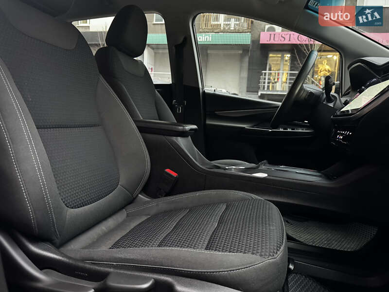 Хэтчбек Chevrolet Bolt EV 2023 в Мерефа фото 8 Хэтчбек Chevrolet Bolt EV 2023 в Мерефа