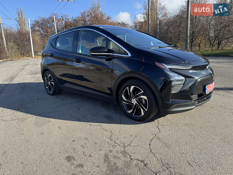 Хэтчбек Chevrolet Bolt EV 2023 в Полтаве фото 4 Хэтчбек Chevrolet Bolt EV 2023 в Полтаве