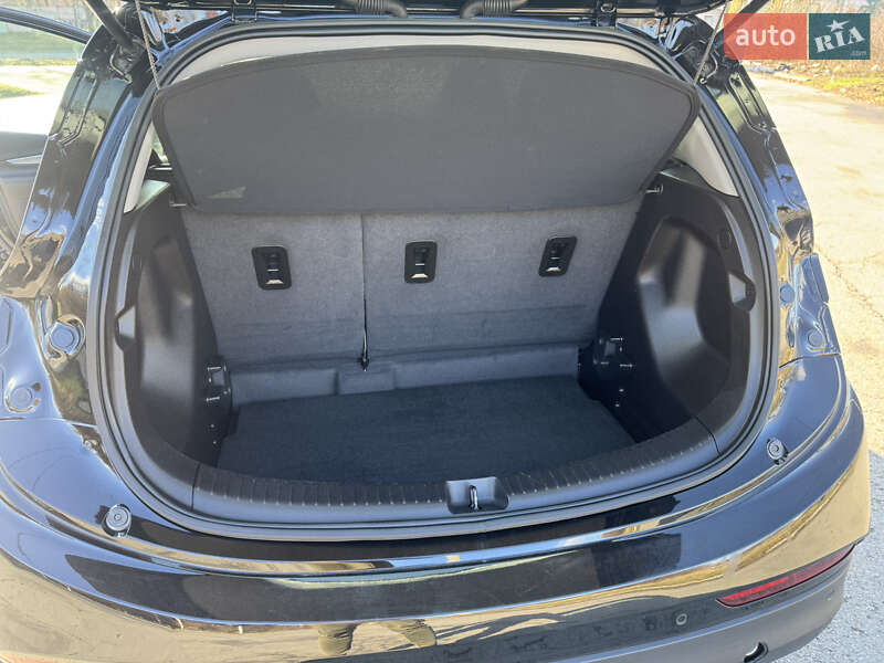 Хэтчбек Chevrolet Bolt EV 2023 в Полтаве фото 17 Хэтчбек Chevrolet Bolt EV 2023 в Полтаве