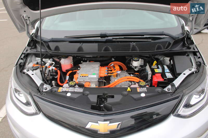 Хетчбек Chevrolet Bolt EV 2017 в Києві