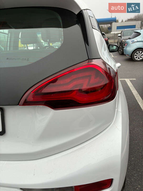 Хетчбек Chevrolet Bolt EV 2020 в Львові