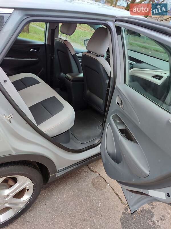 Хетчбек Chevrolet Bolt EV 2018 в Києві