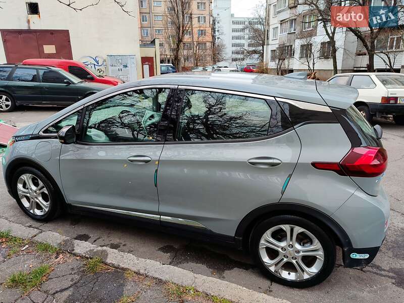 Хетчбек Chevrolet Bolt EV 2018 в Києві