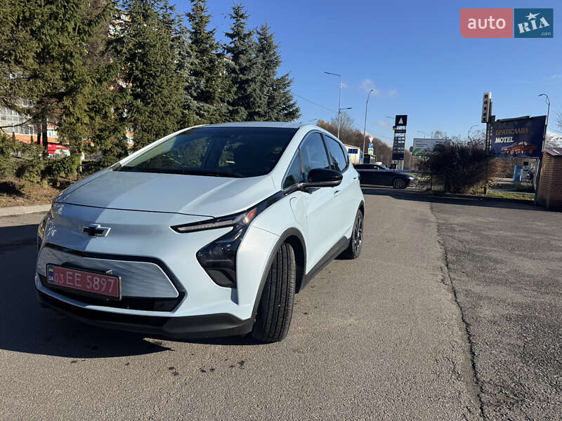 Хэтчбек Chevrolet Bolt EV 2023 в Тернополе