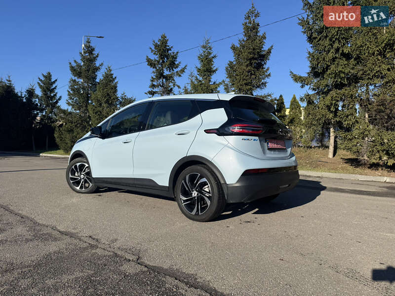 Хэтчбек Chevrolet Bolt EV 2023 в Тернополе