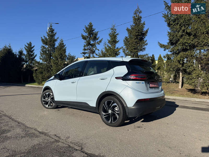 Хэтчбек Chevrolet Bolt EV 2023 в Тернополе