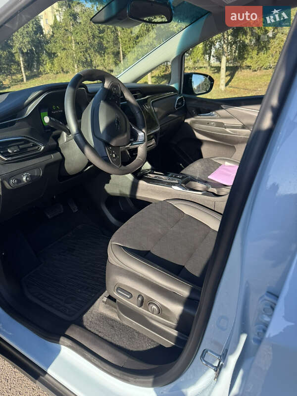 Хэтчбек Chevrolet Bolt EV 2023 в Тернополе