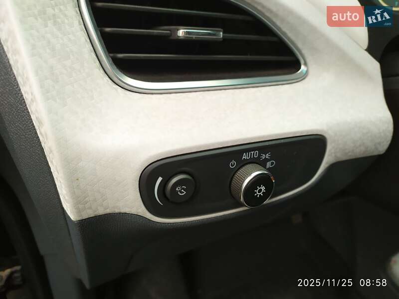 Хетчбек Chevrolet Bolt EV 2018 в Костопілі