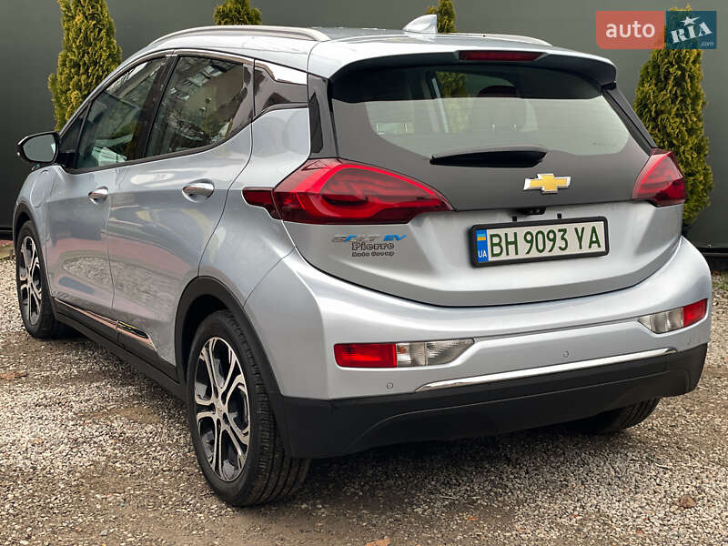 Хэтчбек Chevrolet Bolt EV 2017 в Одессе фото 9 Хэтчбек Chevrolet Bolt EV 2017 в Одессе