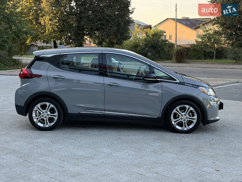Хэтчбек Chevrolet Bolt EV 2021 в Ровно