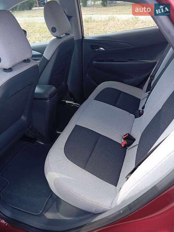 Хетчбек Chevrolet Bolt EV 2017 в Запоріжжі