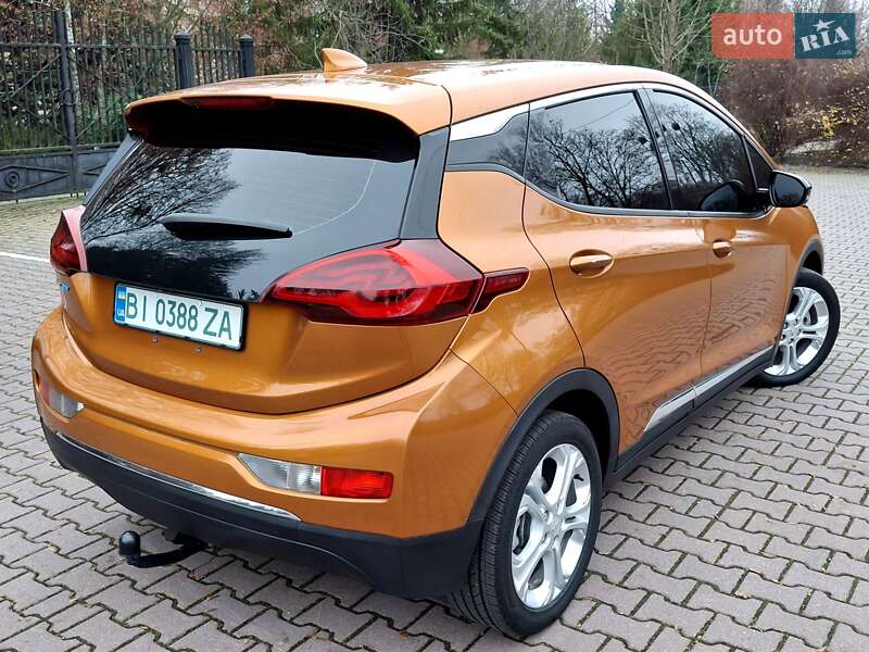 Хетчбек Chevrolet Bolt EV 2016 в Миргороді