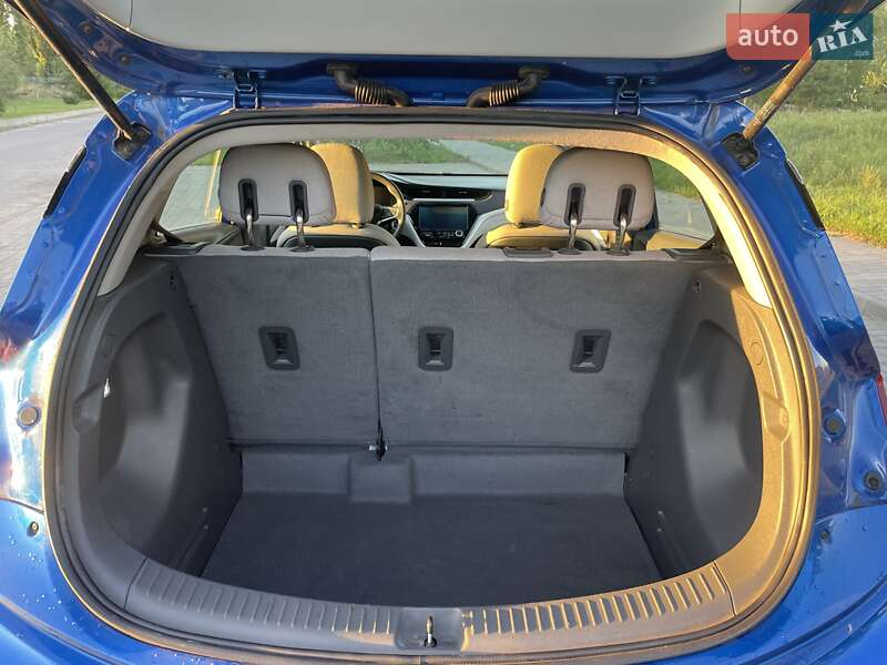 Хетчбек Chevrolet Bolt EV 2019 в Кременчуці