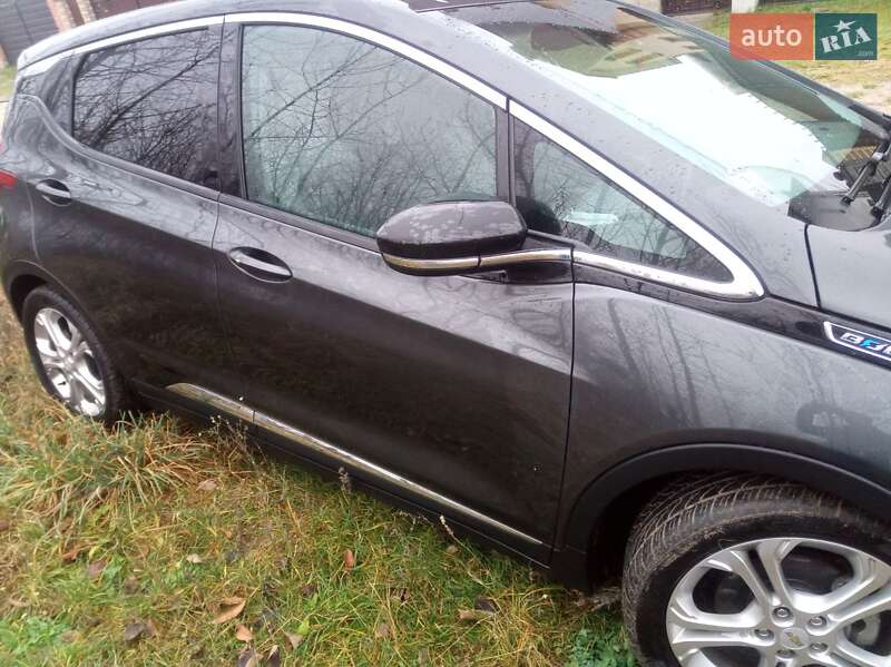 Хетчбек Chevrolet Bolt EV 2020 в Рівному