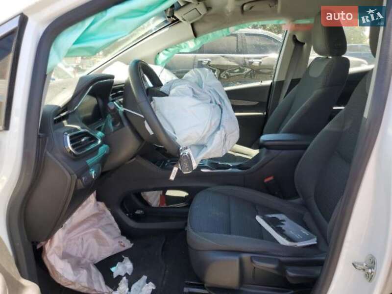 Хэтчбек Chevrolet Bolt EV 2022 в Ирпене