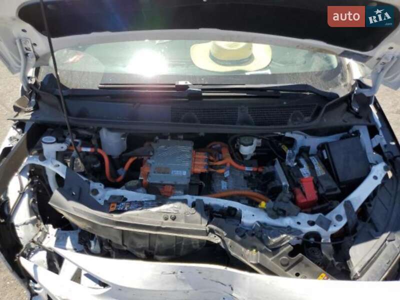 Хэтчбек Chevrolet Bolt EV 2022 в Ирпене