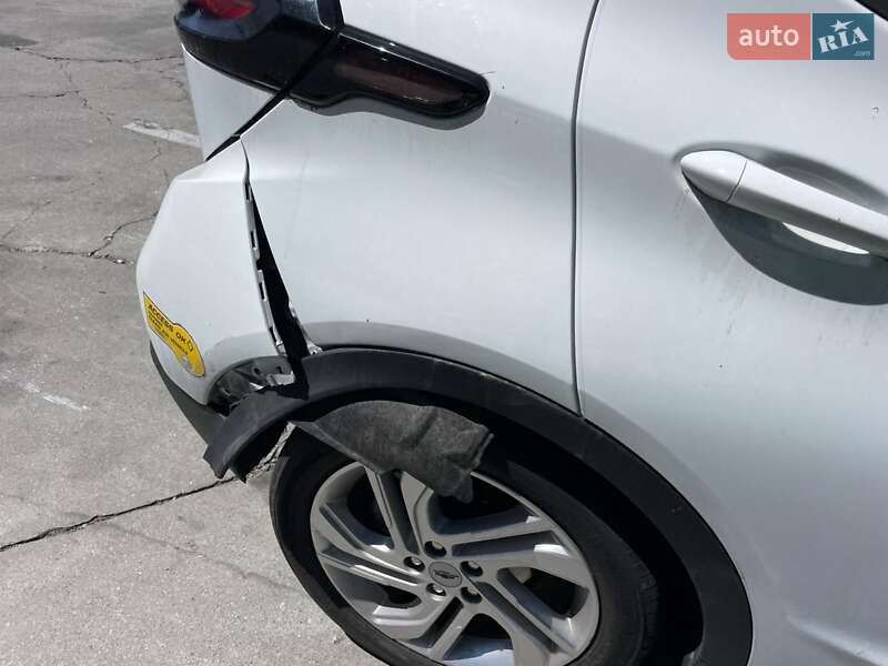 Хэтчбек Chevrolet Bolt EV 2022 в Ирпене