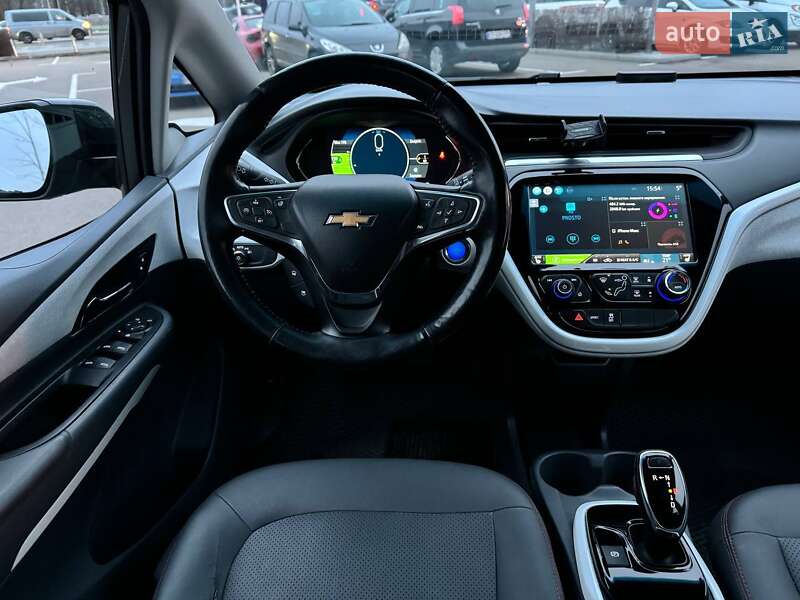 Хэтчбек Chevrolet Bolt EV 2017 в Киеве фото 13 Хэтчбек Chevrolet Bolt EV 2017 в Киеве