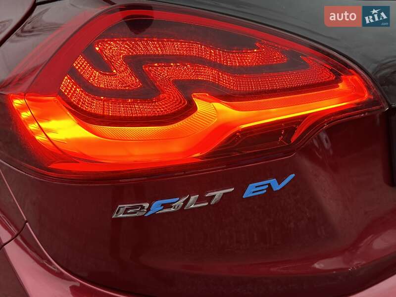 Хэтчбек Chevrolet Bolt EV 2020 в Хмельницком фото 23 Хэтчбек Chevrolet Bolt EV 2020 в Хмельницком