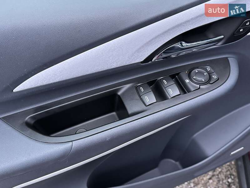 Хэтчбек Chevrolet Bolt EV 2020 в Хмельницком фото 34 Хэтчбек Chevrolet Bolt EV 2020 в Хмельницком
