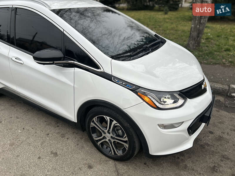 Хэтчбек Chevrolet Bolt EV 2020 в Ивано-Франковске фото 11 Хэтчбек Chevrolet Bolt EV 2020 в Ивано-Франковске