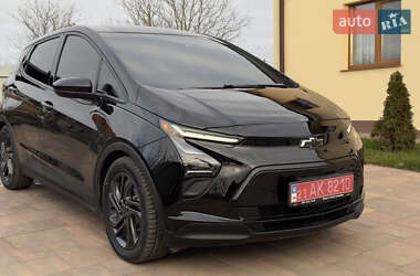 Хэтчбек Chevrolet Bolt EV 2023 в Хмельницком