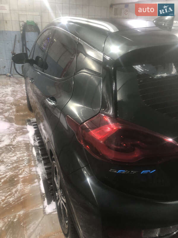 Хэтчбек Chevrolet Bolt EV 2017 в Николаеве