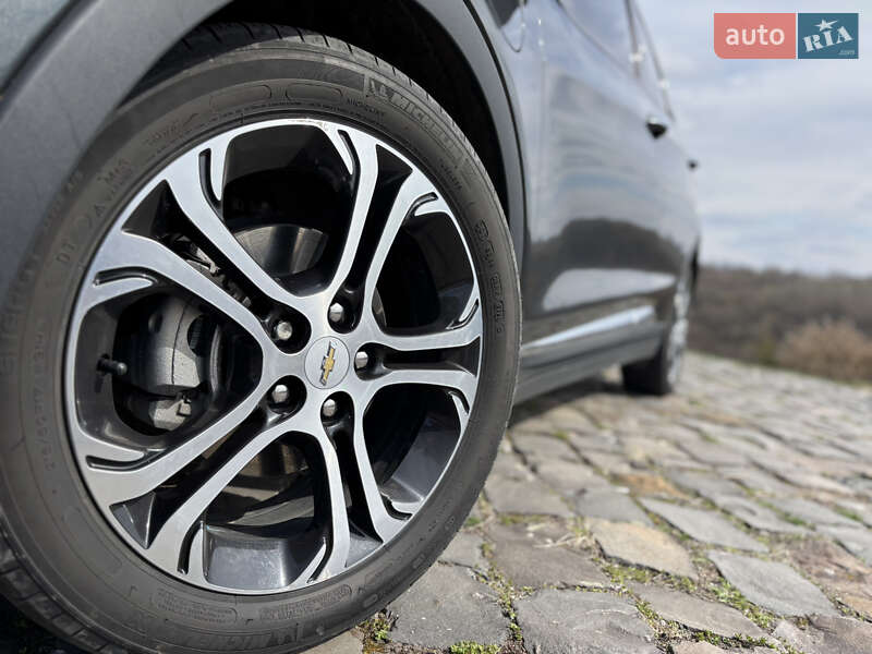 Хэтчбек Chevrolet Bolt EV 2020 в Житомире