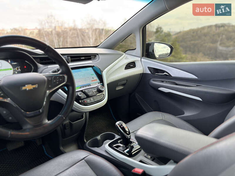 Хэтчбек Chevrolet Bolt EV 2020 в Житомире
