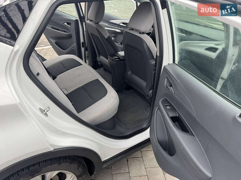 Хетчбек Chevrolet Bolt EV 2018 в Вінниці фото 24 Хетчбек Chevrolet Bolt EV 2018 в Вінниці