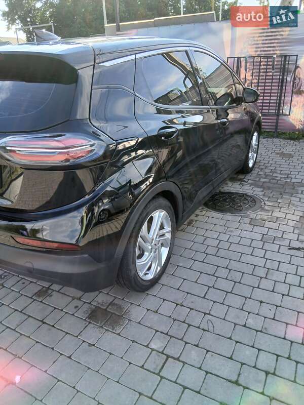 Хэтчбек Chevrolet Bolt EV 2022 в Ивано-Франковске