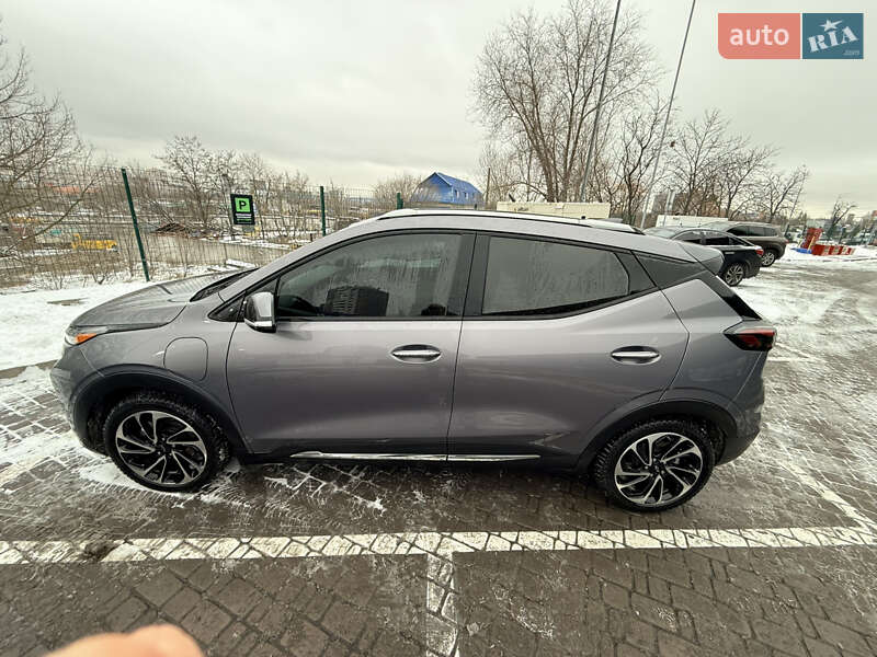Хетчбек Chevrolet Bolt EV 2023 в Києві