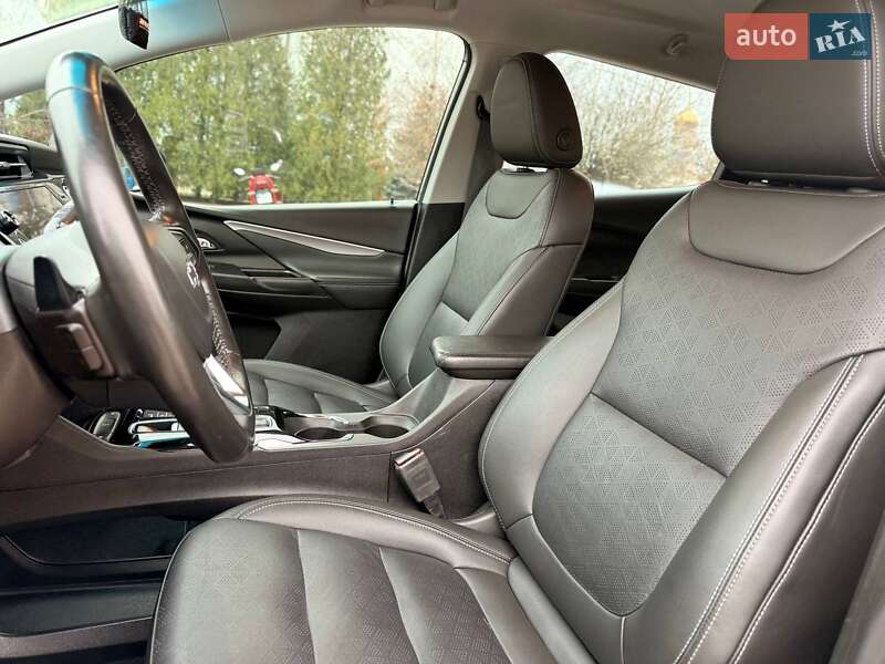 Хэтчбек Chevrolet Bolt EV 2023 в Кривом Роге
