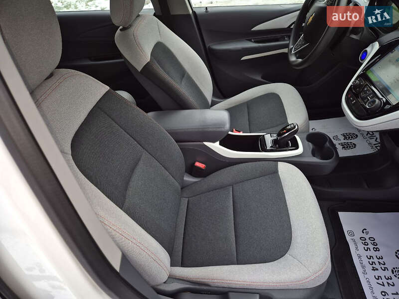 Хетчбек Chevrolet Bolt EV 2018 в Івано-Франківську