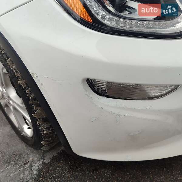 Хэтчбек Chevrolet Bolt EV 2017 в Киеве фото 17 Хэтчбек Chevrolet Bolt EV 2017 в Киеве