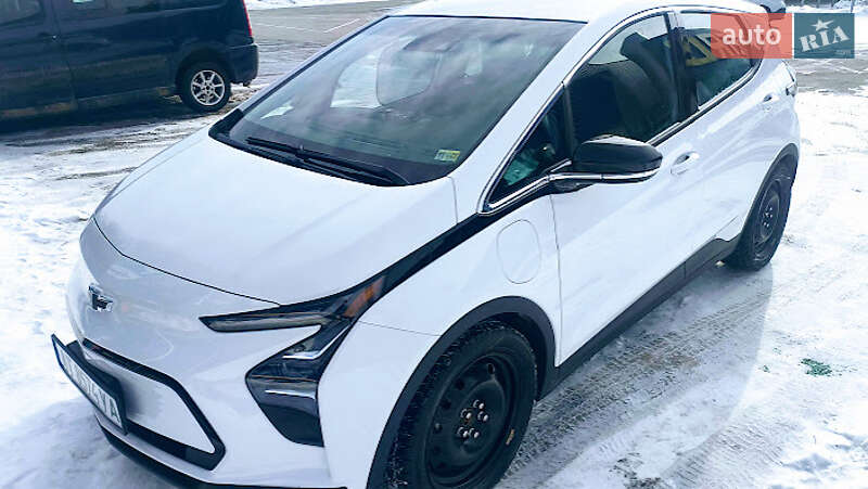 Хэтчбек Chevrolet Bolt EV 2022 в Ивано-Франковске фото 5 Хэтчбек Chevrolet Bolt EV 2022 в Ивано-Франковске