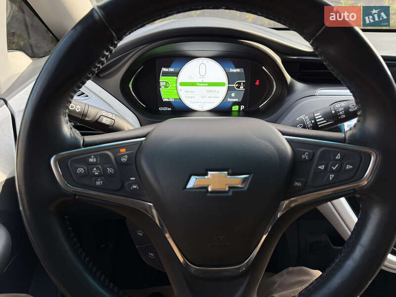 Хэтчбек Chevrolet Bolt EV 2018 в Тернополе фото 15 Хэтчбек Chevrolet Bolt EV 2018 в Тернополе